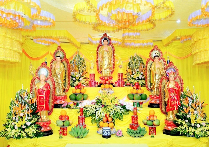 Lập bàn thờ phật tại Hà Nội