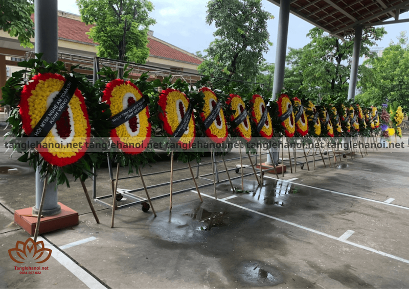 Mẫu vòng hoa tang lễ tại Hà Nội