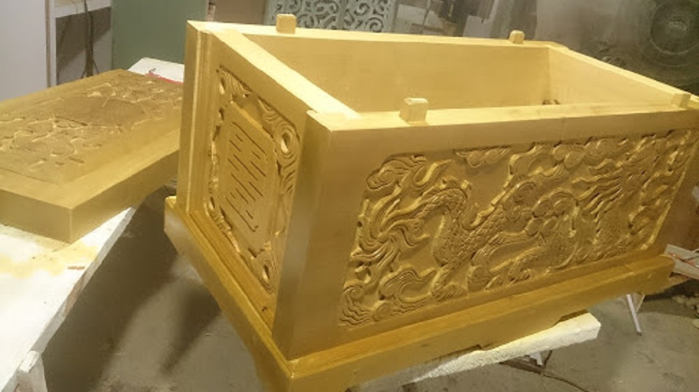 Quan tài gỗ quách vàng tâm