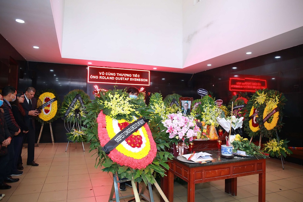 Nên tổ chức tang lễ tại nhà tang lễ hay không