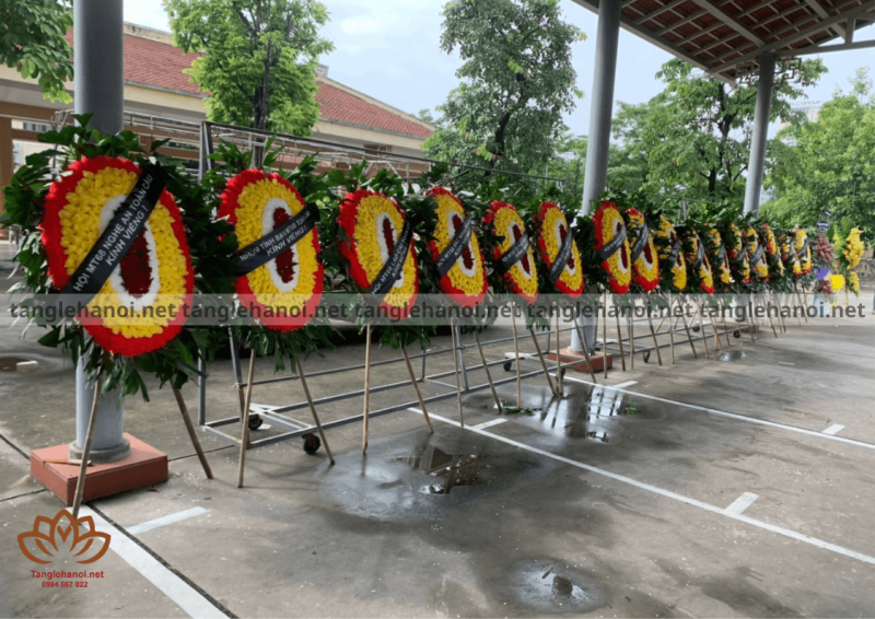 Địa chỉ đặt vòng hoa tang lễ tại Hà Nội