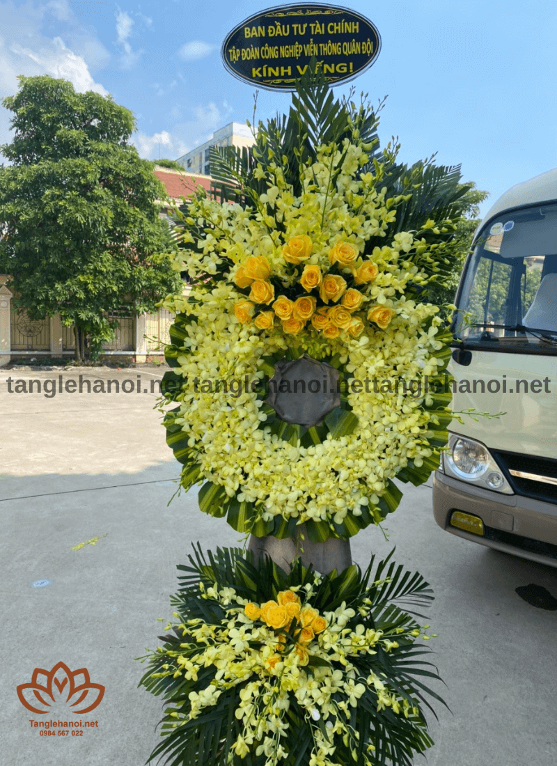 Mẫu vòng hoa tang lễ 06